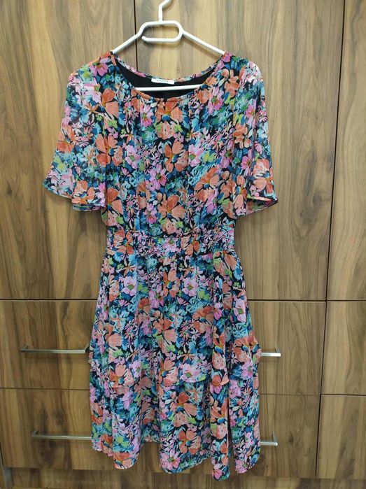 дамски рокли, пазмер 36