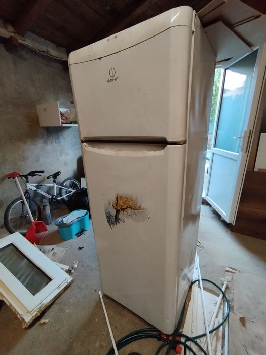 Frigider Indesit
