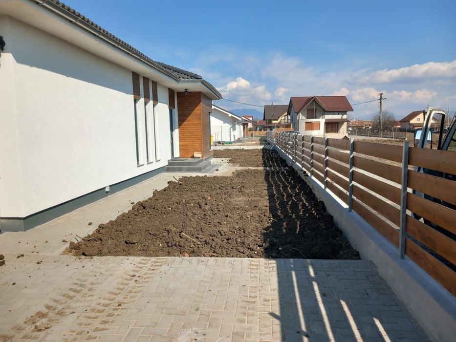 Casa parter 145000 euro la cheie zona Logos/Leoni  strada Anemonei