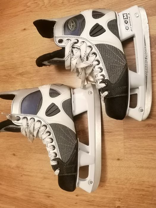 Patine hockey hochei CCM Tacks 4.52 bauer patinaj gheata
