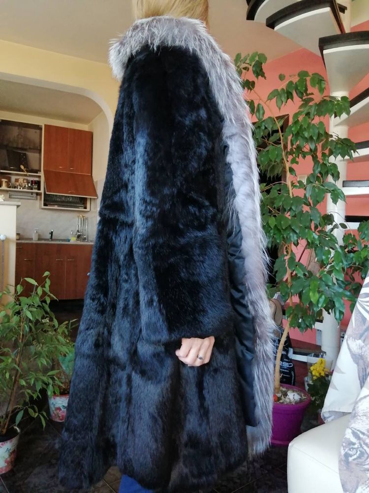 Дамско дълго палто от 100% естествен заешки пух
