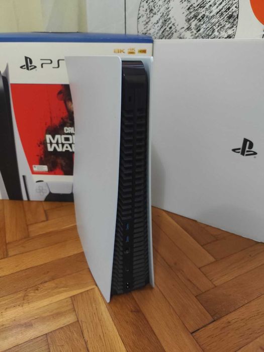 Playstation 5 Disc Edition КАТО НОВ !!!