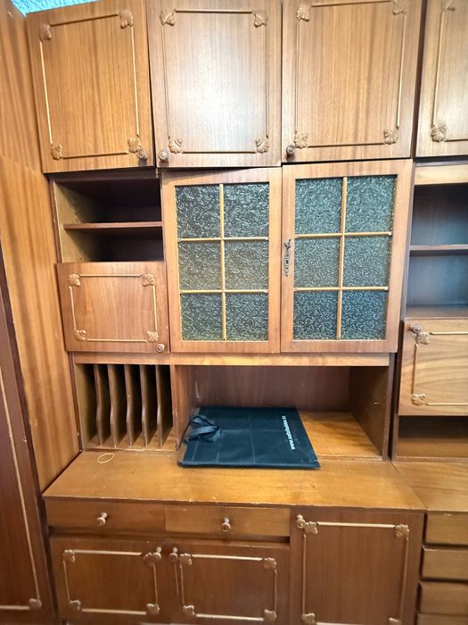 Шкаф сервант стенка