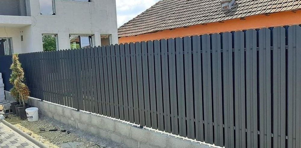 Meșter la garduri cu experiență în domeniul de peste 15 ani în constru