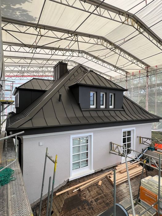 Acoperisuri de A la Z si reparatii de Urgenta