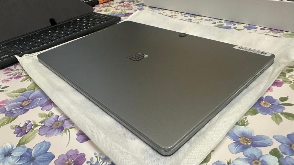 Laptop/tableta 2 in 1 Funyet 14’ Intel N100 16gb ram 512ssd windows 11