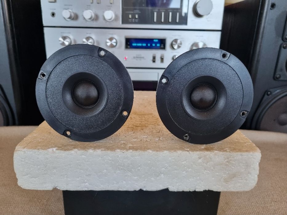 Set Tweetere Kirksaeter (Peerless). 8 ohms, 70 watts,10 cm. Impecabile