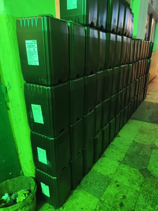 Canistre de plastic de 20 litri, negre