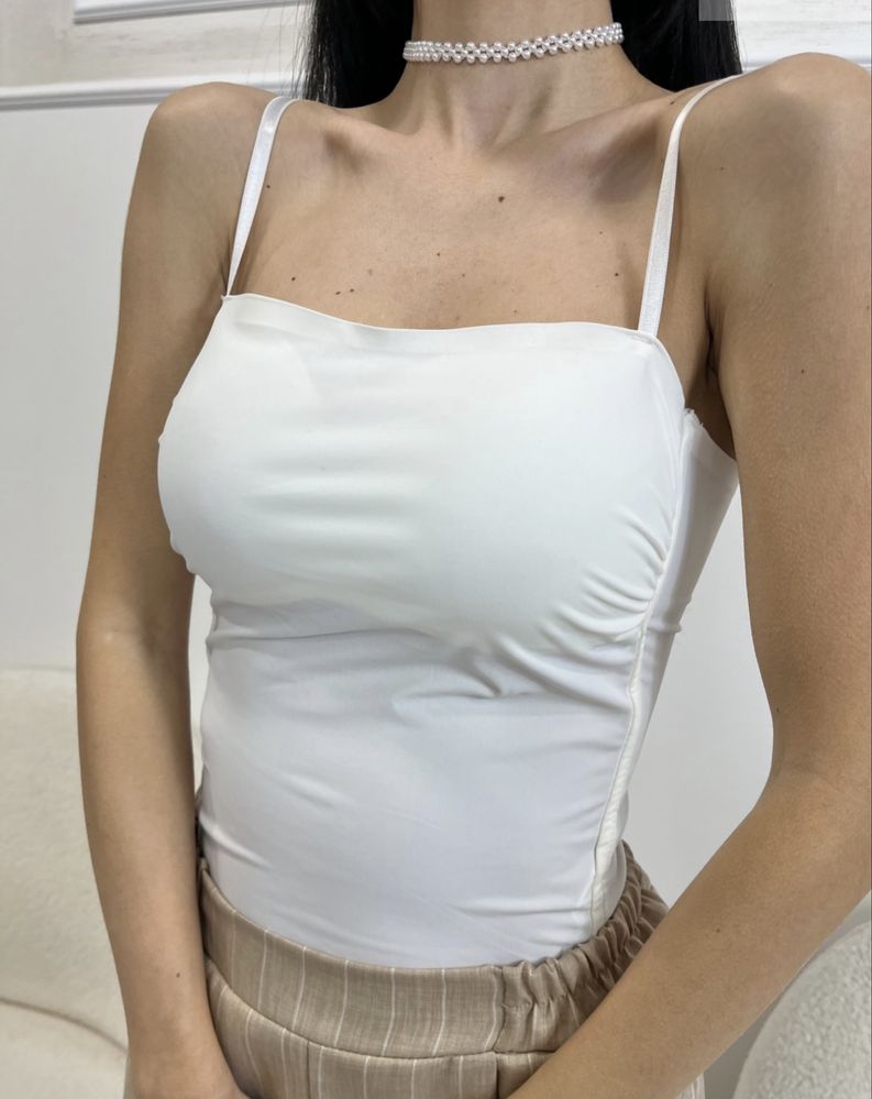 Безшевен топ LBD