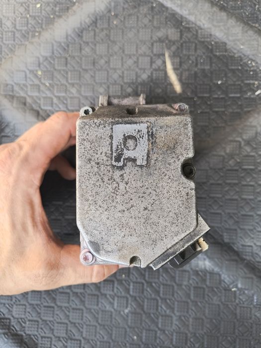 Дросел клапа за AUDI VW 1.9 2.0 TDI (2004 - 2008)