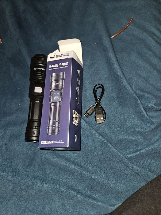 Фонарик ручной для природы