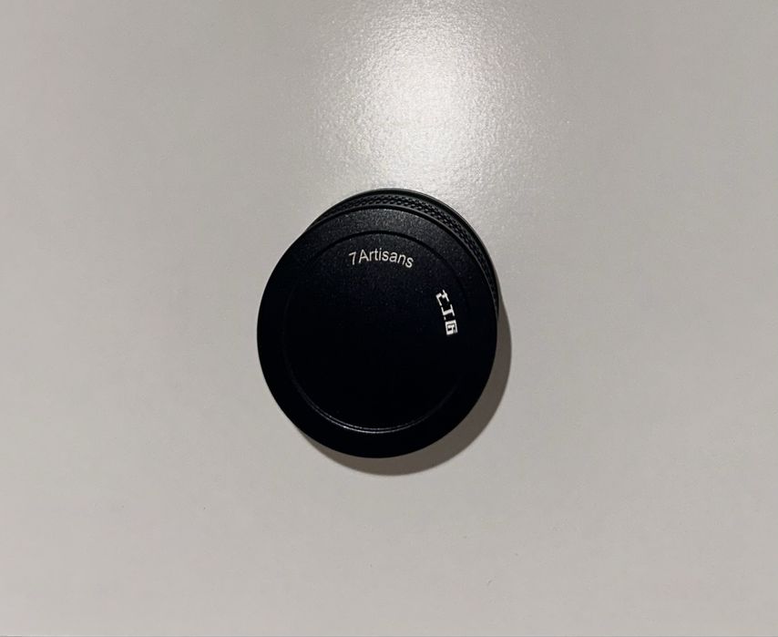 Obiectiv Manual 7Artisans 35mm F1.4 APS-C Negru pentru Sony E-Mount