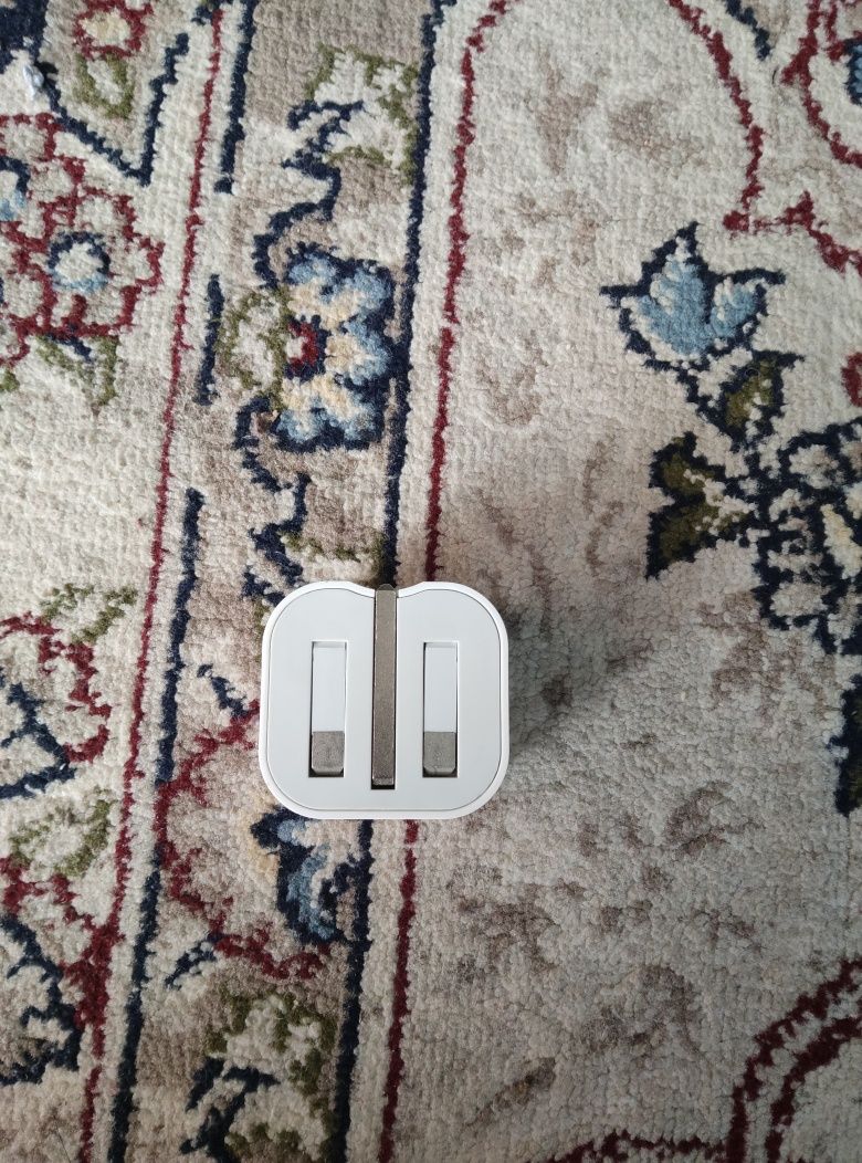 Iphone zaryadnik / зарядник