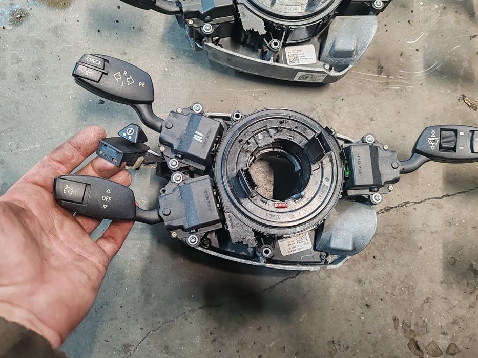 Maneta semnalizare BMW E60 e61 200lei buc