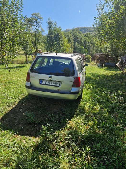 Masina golf 4 2004