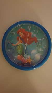 Ceas de perete Disney - Mica Sirena, 25 cm diametru