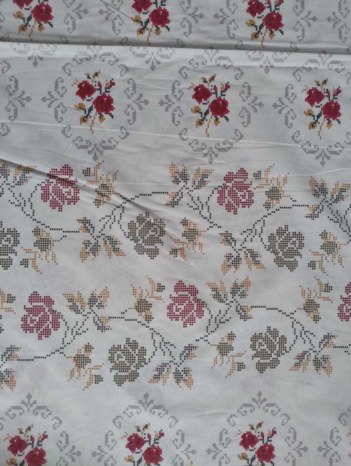 Lenjerii de pat 100% bumbac – calitate și confort garantate!