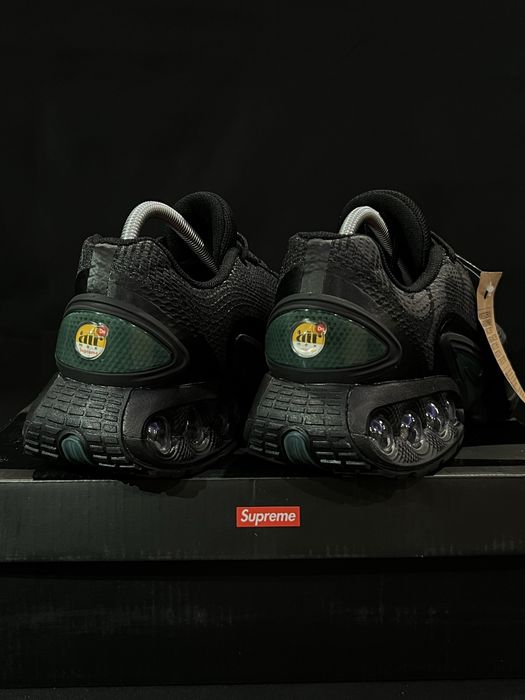 Nike Air Max DN x Supreme *В разпродажба*
