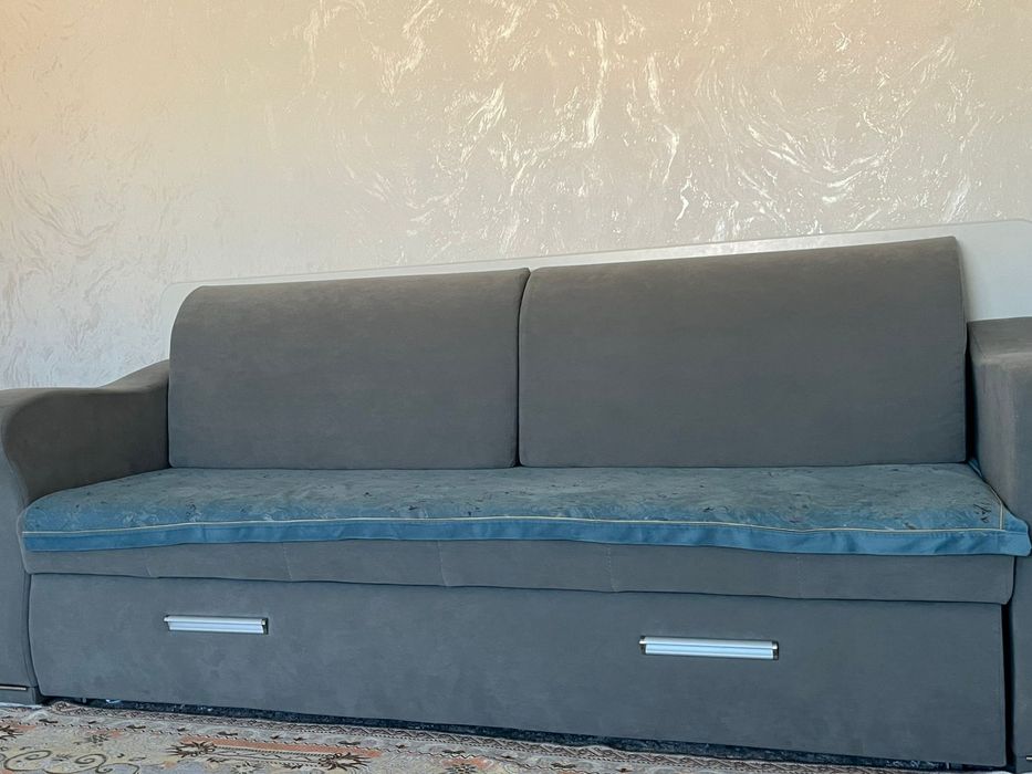 Продам диван трансформер 3в1 в хорошем состояние