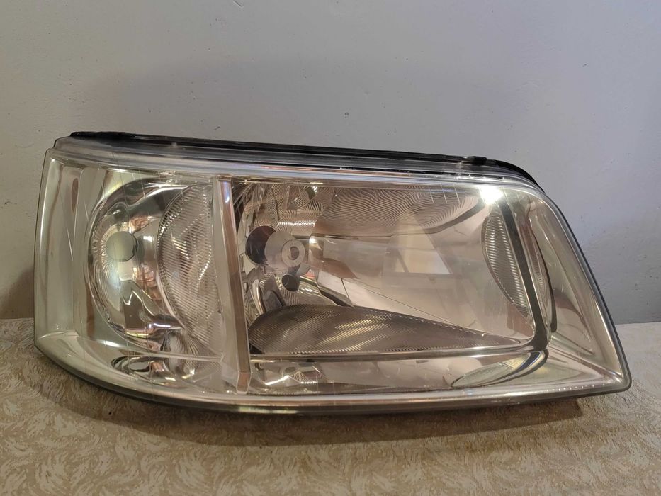Фарове VW Transporter T5 / Фарове Транспортер Т5 Оригинални