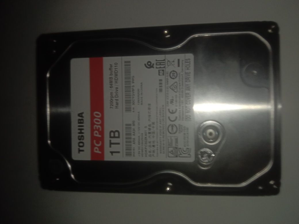Жоский диск Toshiba 1TB