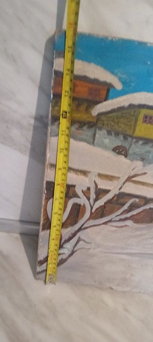 Стари картини с маслени бой.