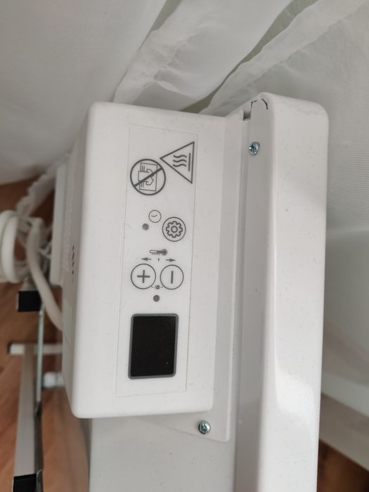 Конвектор Airelec 750W нови