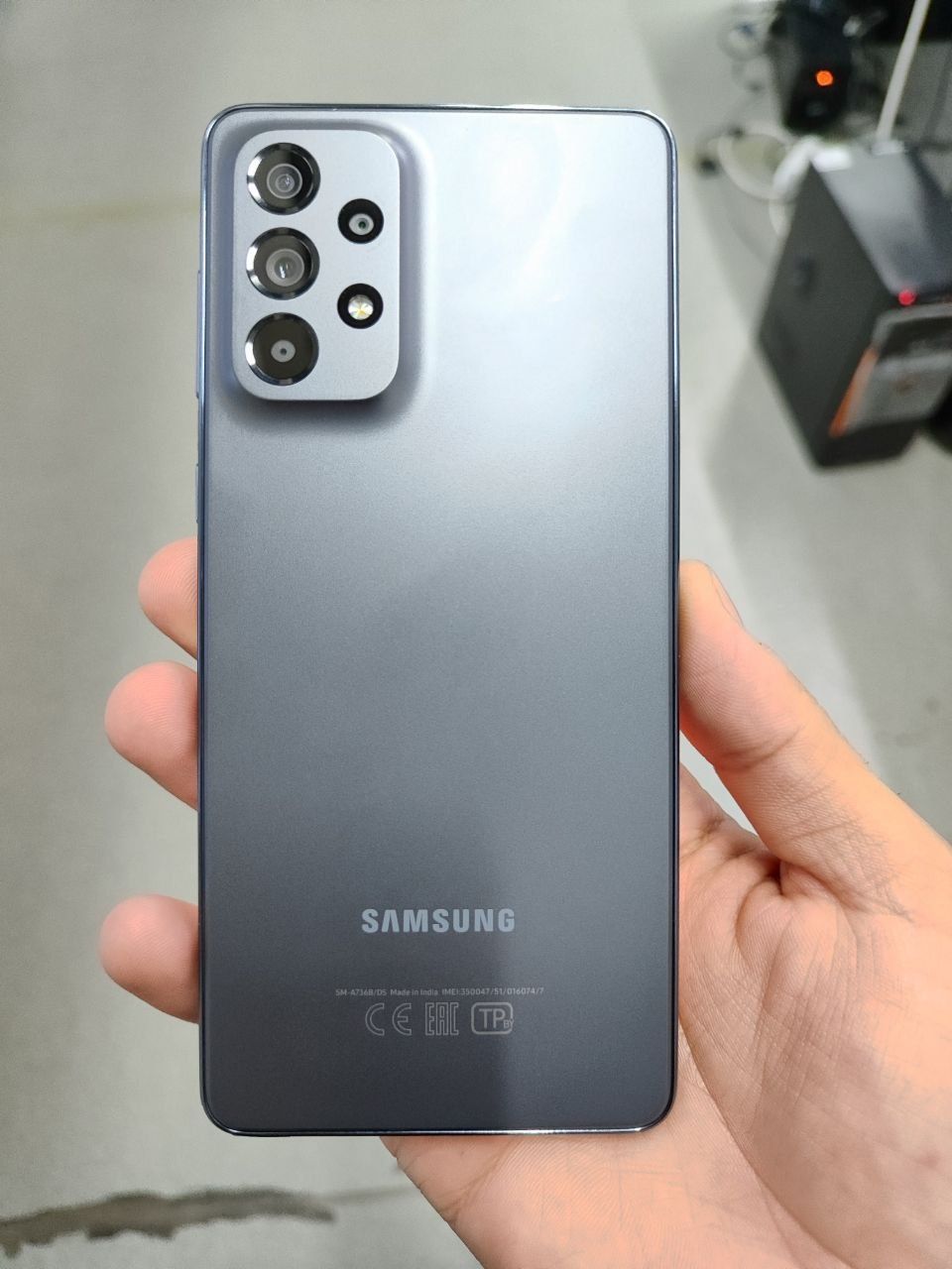 Samsung a73 6/128