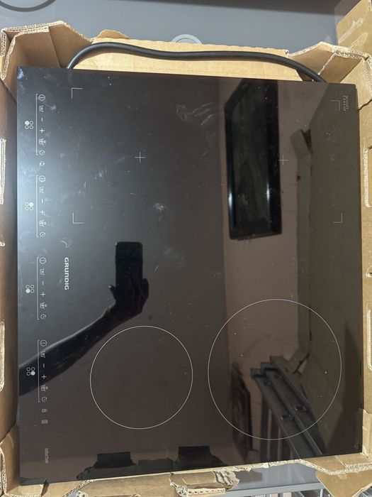 Plita inductie Grundig