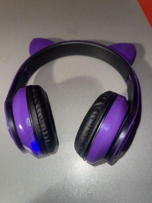 Casti bluetooth……..