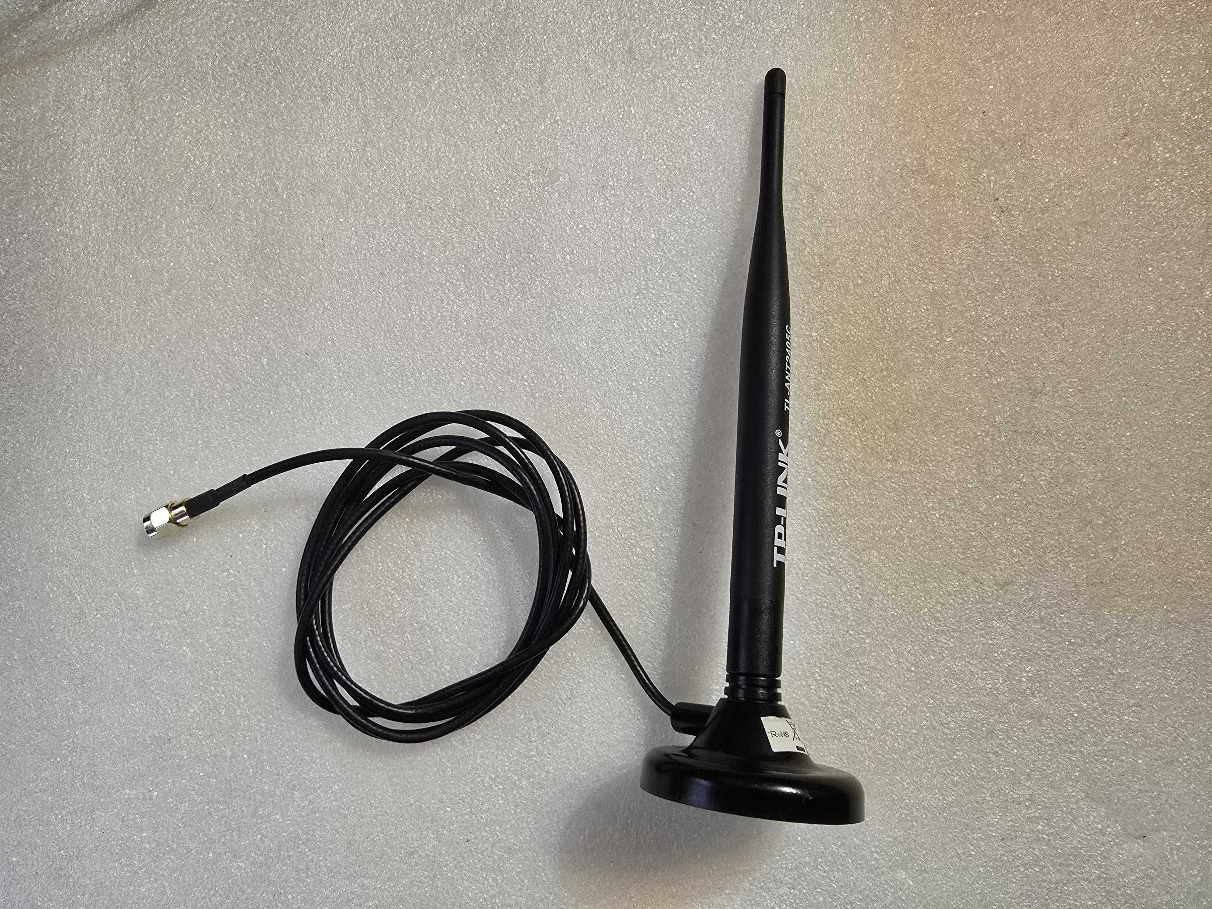 Antena omnidirectionala TP-Link TL-ANT2405C 2.4GHz 5dBi, conector SMA