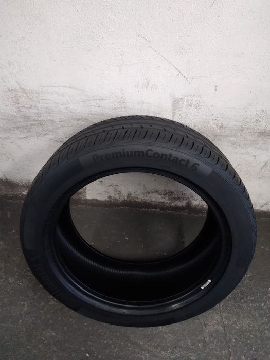 Anvelopa vara continental 235/45/18