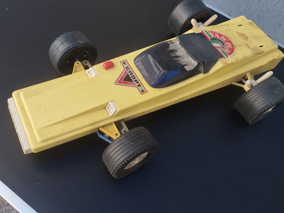 съветска състезателна кола от 80-те години