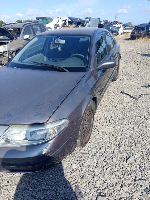 Рено Лагуна 1.8 бензин