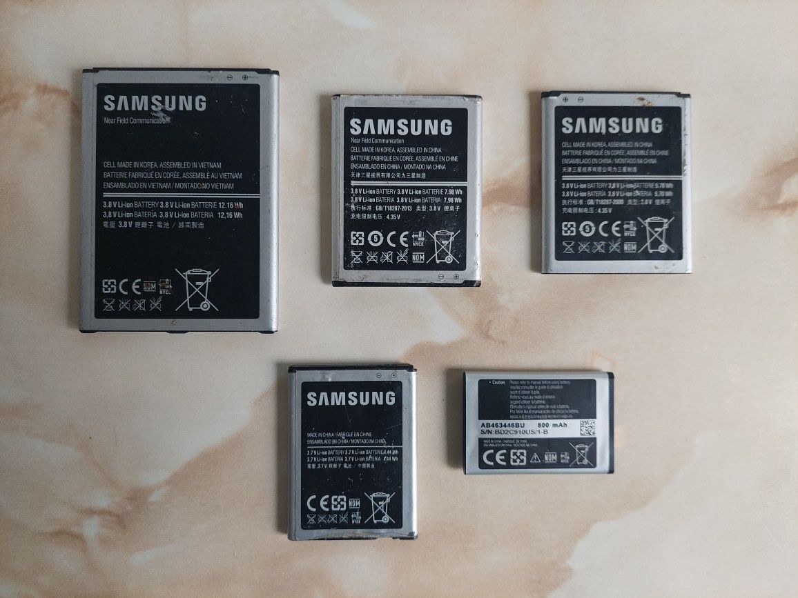 Vând baterie originală pentru Samsung J5 și J7 2016 [acumulator]
