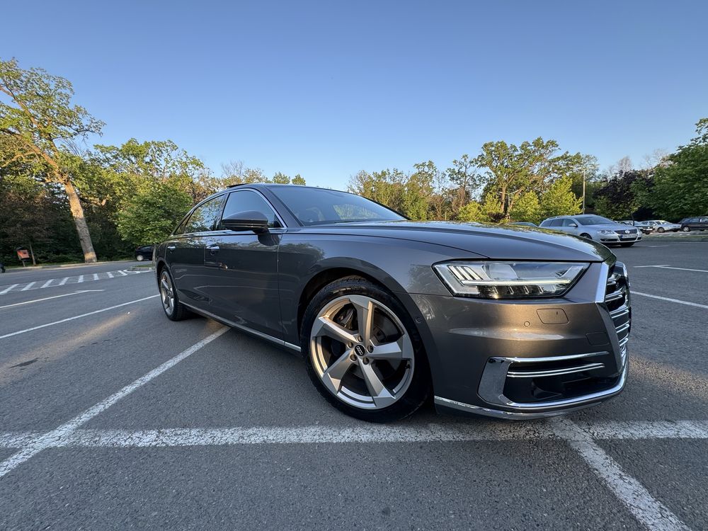 Audi A 8 propietar