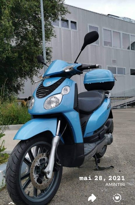 Piaggio Carnaby 200cm3 2006