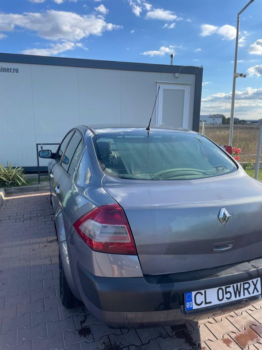 Vând Renault megane