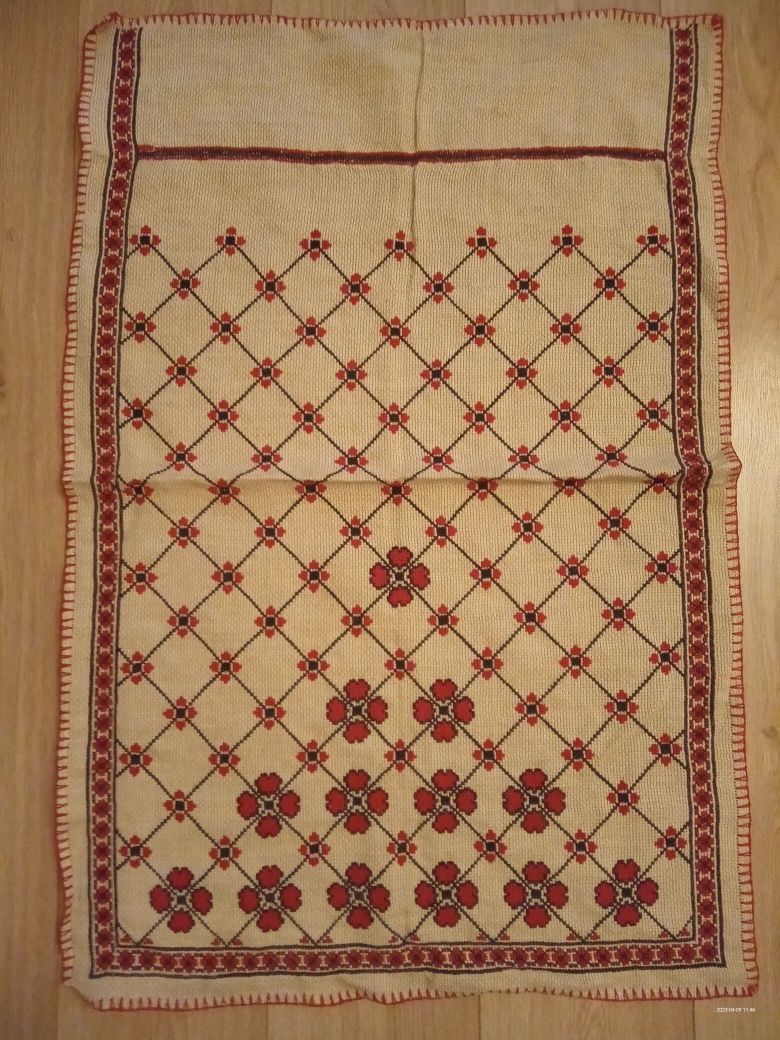 Mileu + fata de masă broderie manuală artizanat