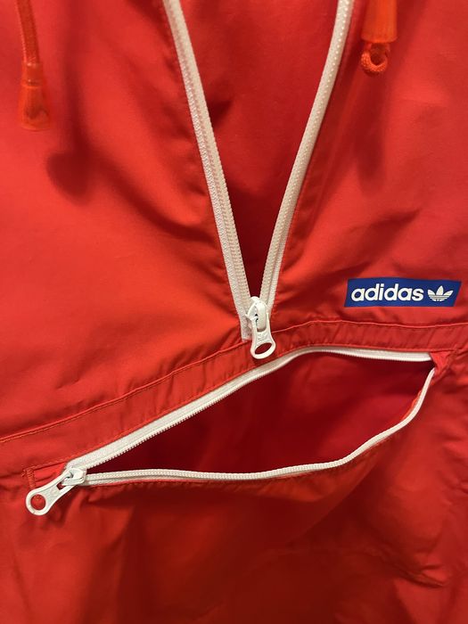 Geacă de ploaie Adidas Tennoji Windbreaker – nouă, roșu vibrant