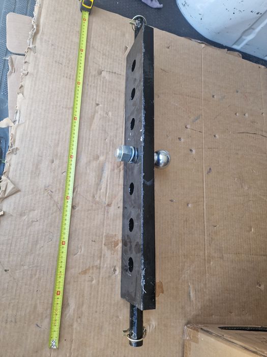 Bara remorcare tracțiune tractor dintre tiranti prevazuta cu nuca bila