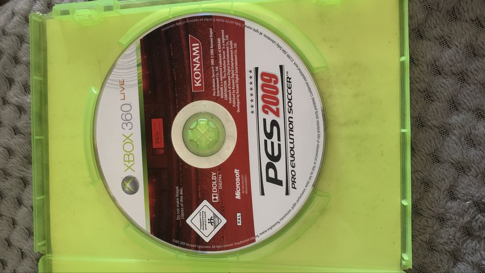 Vand pes 2009 pentru xbox 360