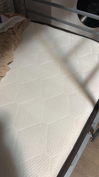 Pat metalic supraetajat