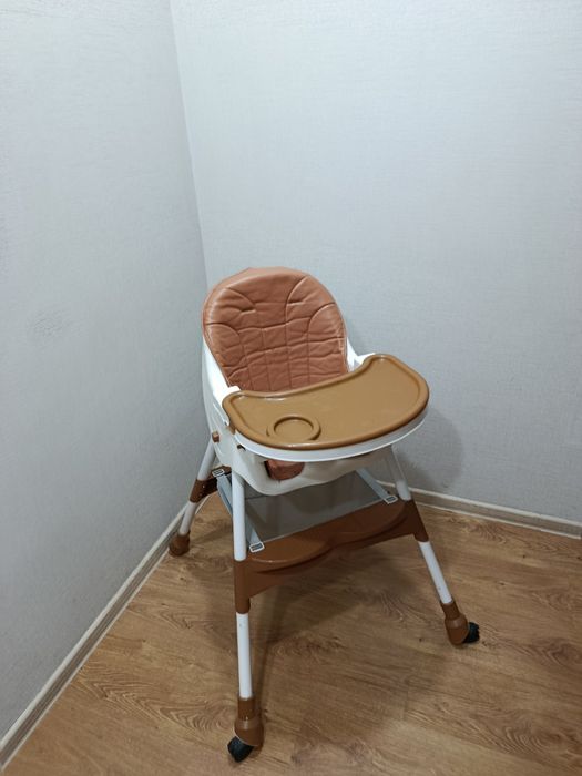Продам стульчик для кормления!