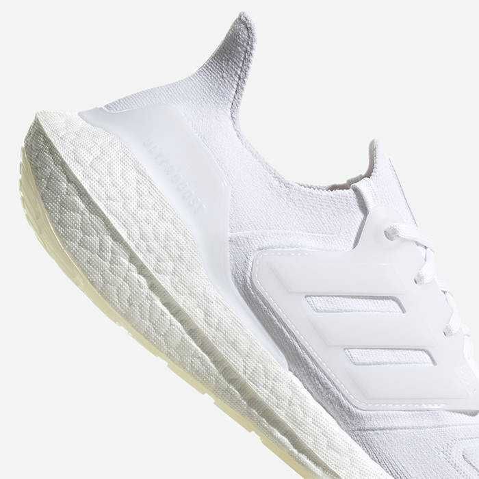 Оригинални маратонки *ADIDAS ULTRABOOST 22 * EU38 2/3 - 39 1/3