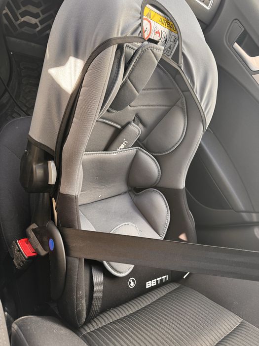 Продам автольлюку / автокресло