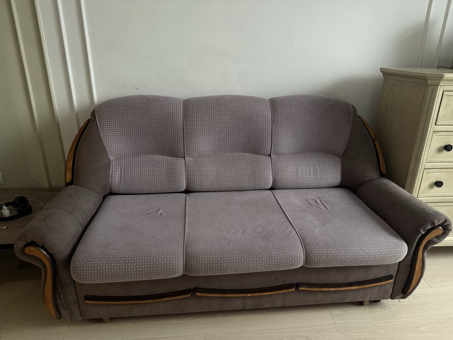 Диван отличного качество чистый добротный