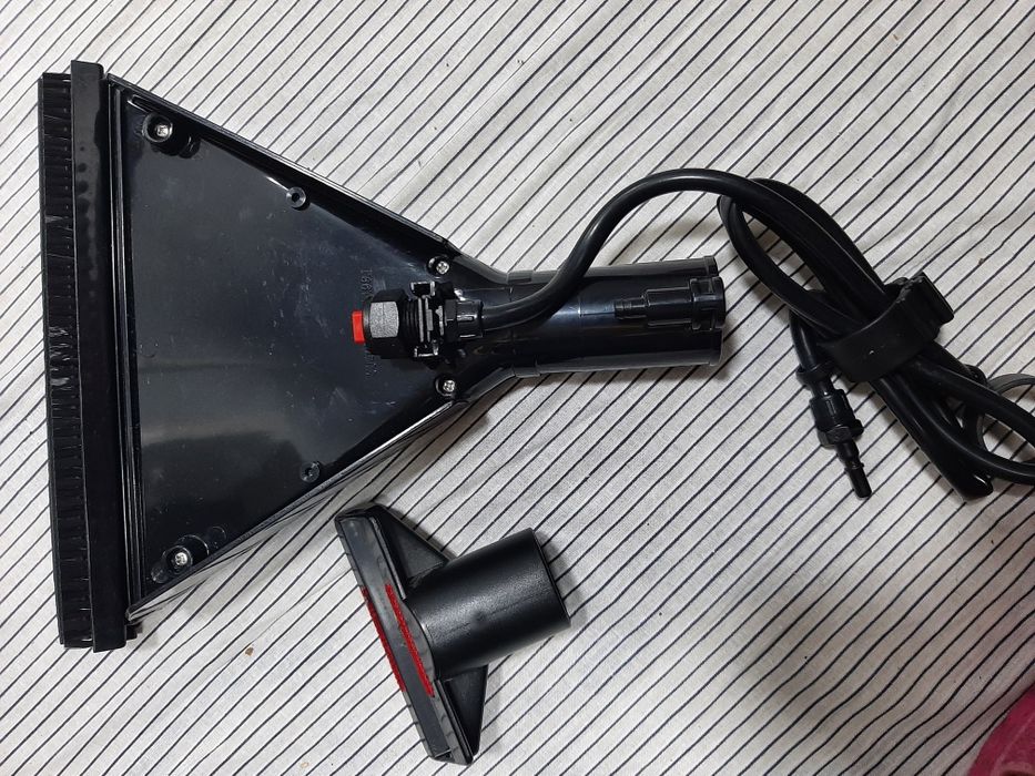 Продается большой пылесос LG,моющий