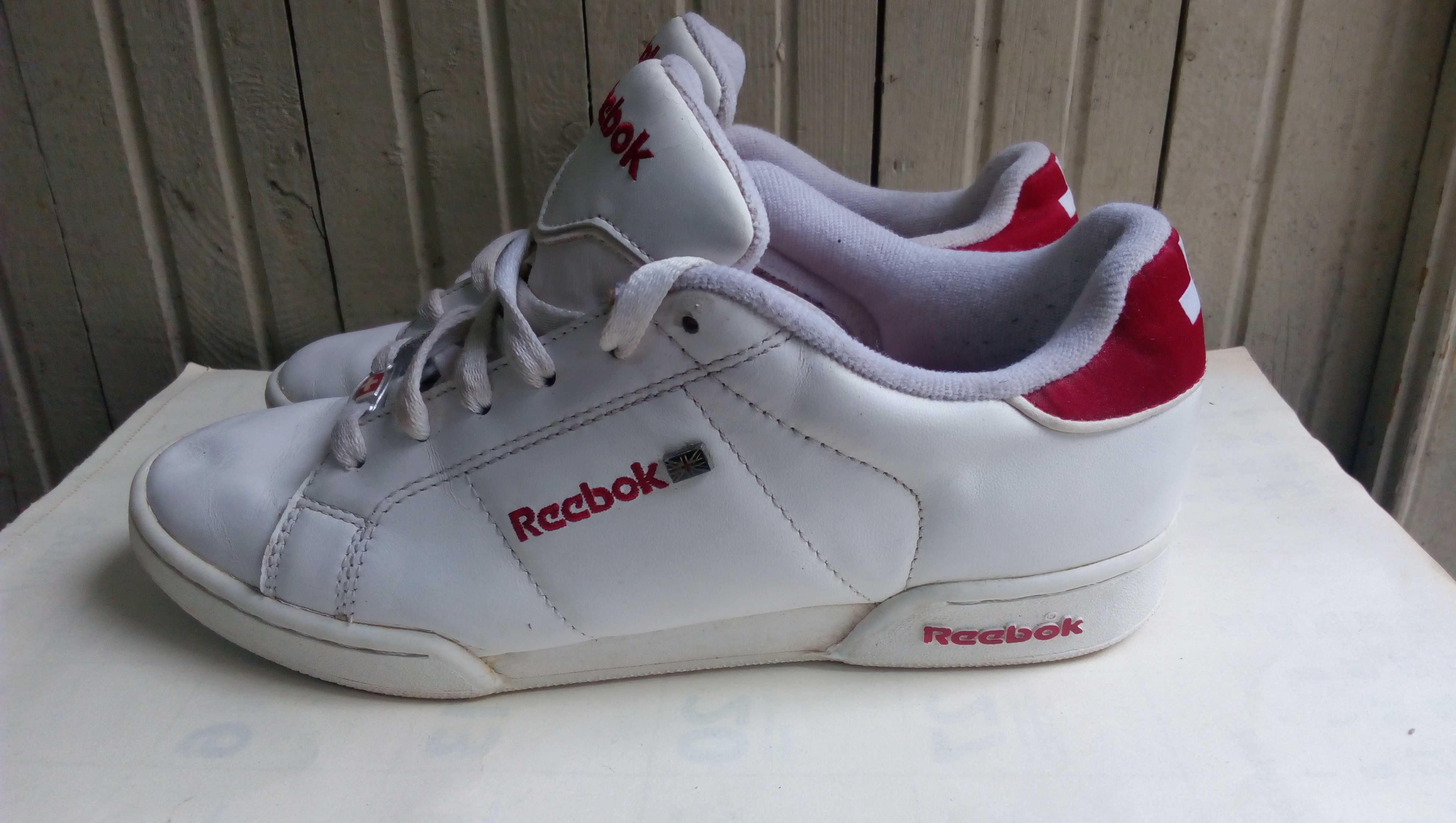 ''Reebok''оригинални дамски сникърси 38 номер