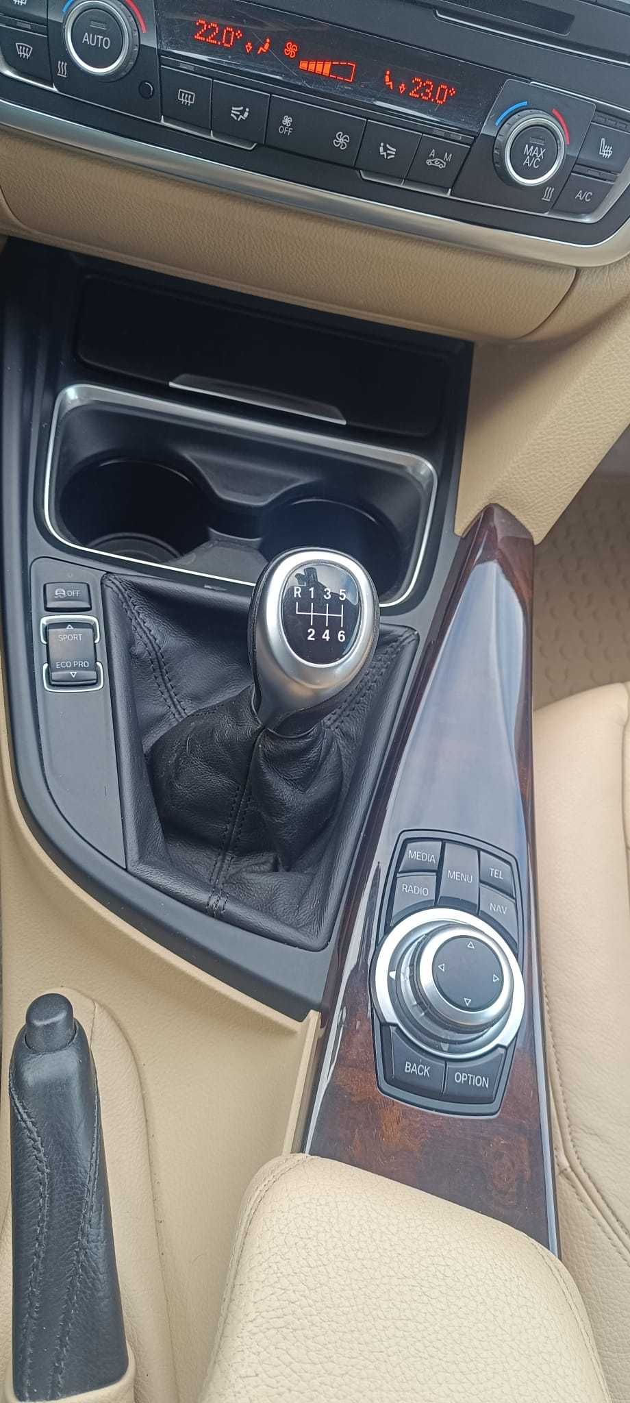 BMW 328i GT Luxury Line 245CP